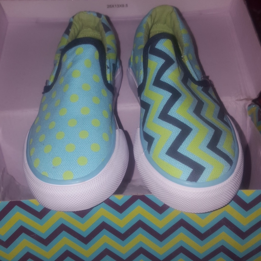 Xolo shoes